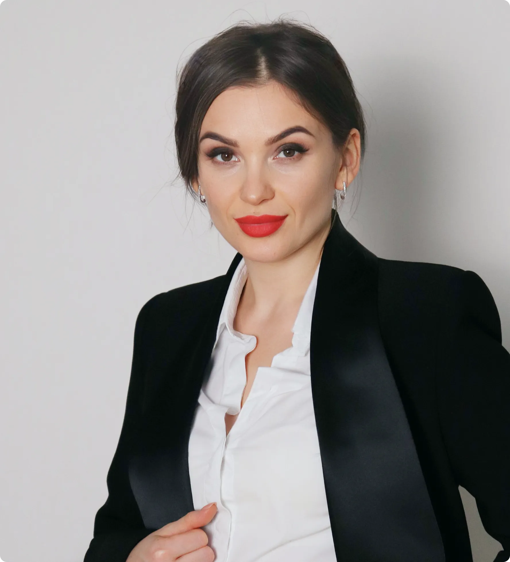 Поліна Марченко - Керуючий партнер Адвокатського Бюро “Поліни Марченко”